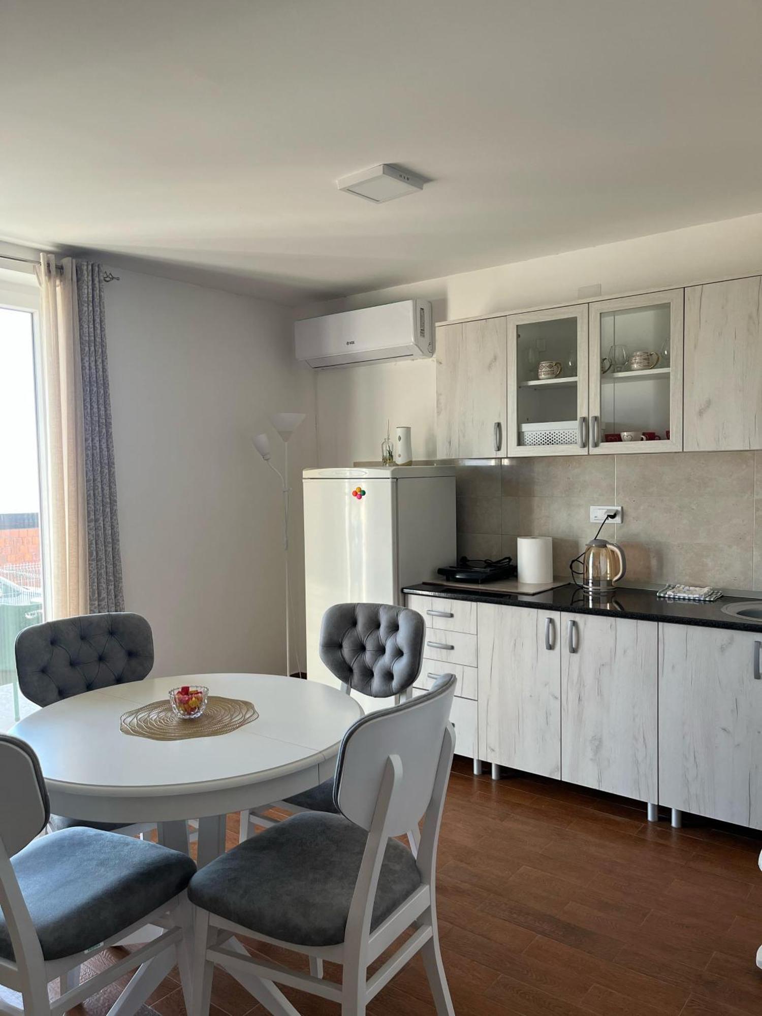 Surcin Apartment
